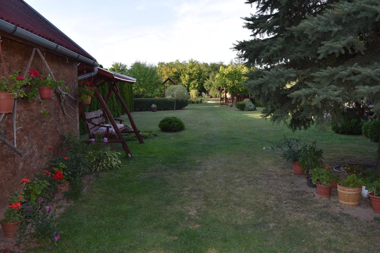 Prokop Vendeghaz Hotel Tolcsva Buitenkant foto